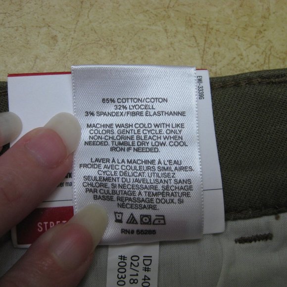 NWT Express olive green denim frayed hem shorts 2 - Picture 6 of 8